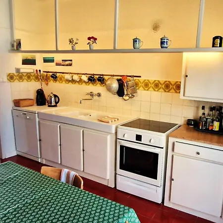 Spacious 4 People Parking, Bright * Aix-en-Provence